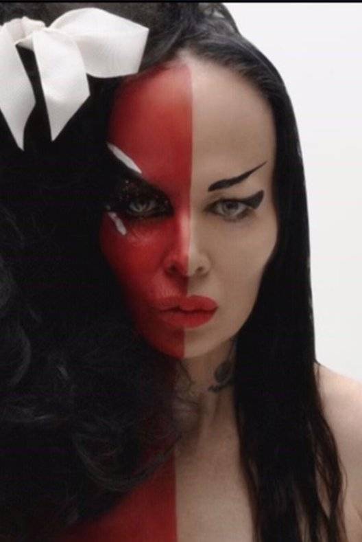 Kembra Pfahler