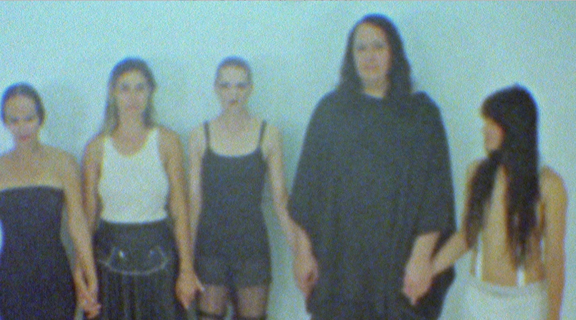 extra programma FF Discussion: Femininity
